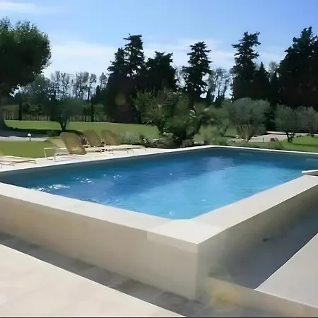 Mas De Charme Sur Durance Holiday home *