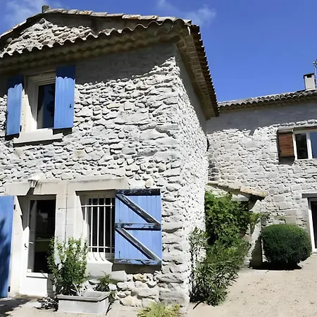 Holiday home Mas De Charme Sur Durance Caumont-sur-Durance