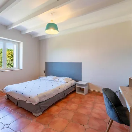 Holiday home Mas De Charme Sur Durance