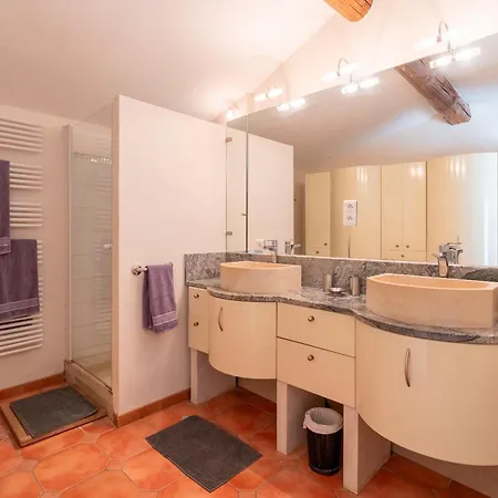 Holiday home Mas De Charme Sur Durance