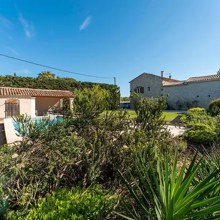 Holiday home Mas De Charme Sur Durance *